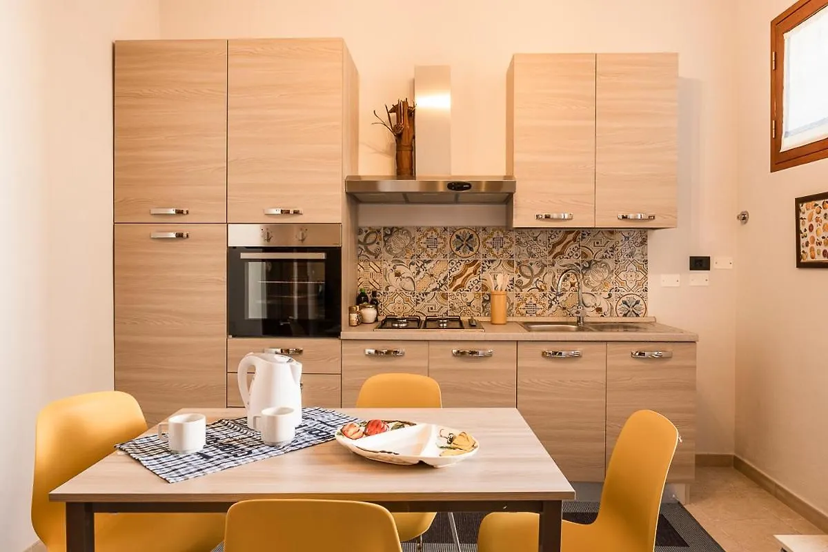 M' arricriu Sweet Apartment in Noto